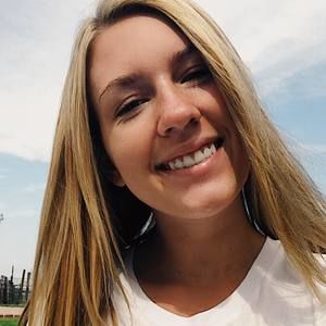 Meet your Posher, Cami